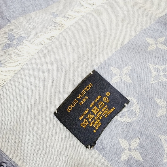 Louis Vuitton Scarf - Picture 2 of 6